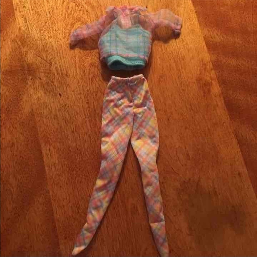 Barbie Pastel Color Outfit